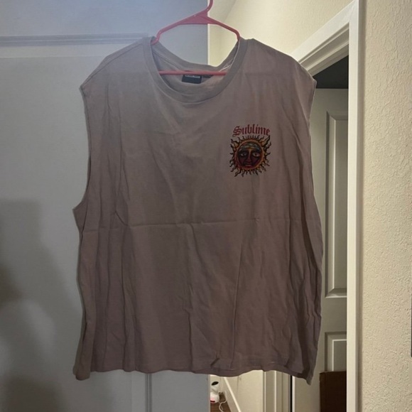 Sublime Tank Top - Picture 3 of 3